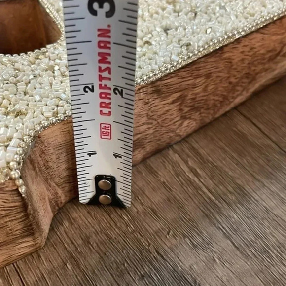 GOLD GLITTER AND PEARL DECORATIVE BLOCK LETTER “A” 7x8x2 - Picture 3 of 11